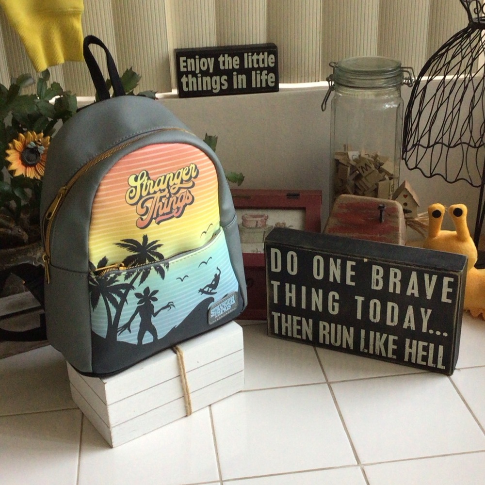 ‘Funko’ Stranger Things Backpack (Demogorgon/Surfer Design-Season 4)